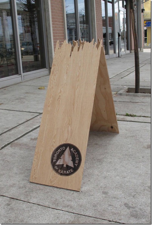 Karate Board - 9Gag.com